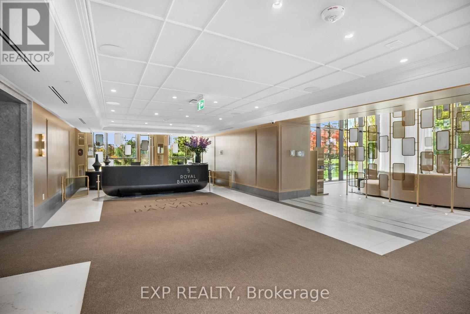 301 - 397 Royal Orchard Boulevard, Markham, ON - Indoor Photo Showing Other Room