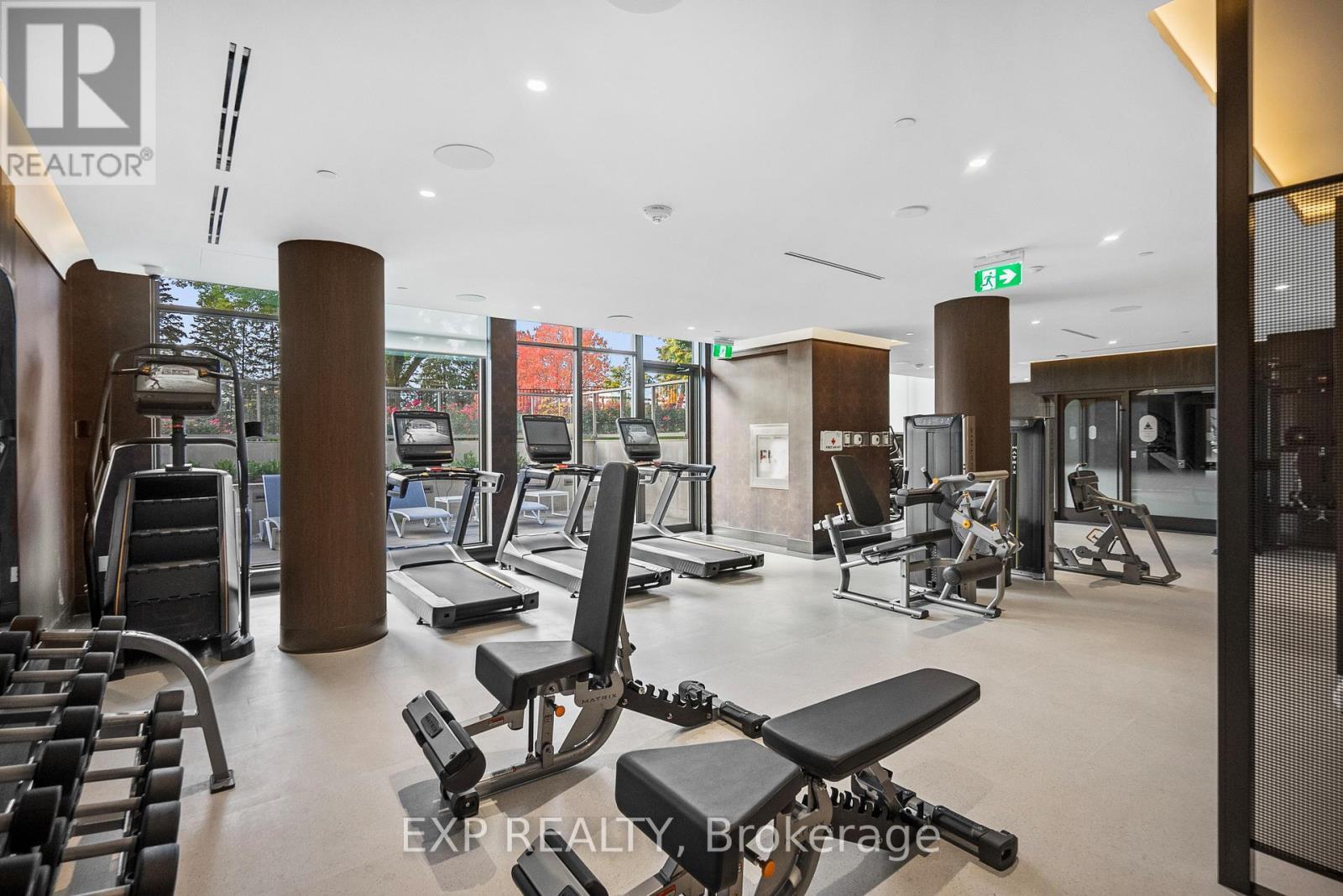 301 - 397 Royal Orchard Boulevard, Markham, ON - Indoor Photo Showing Gym Room