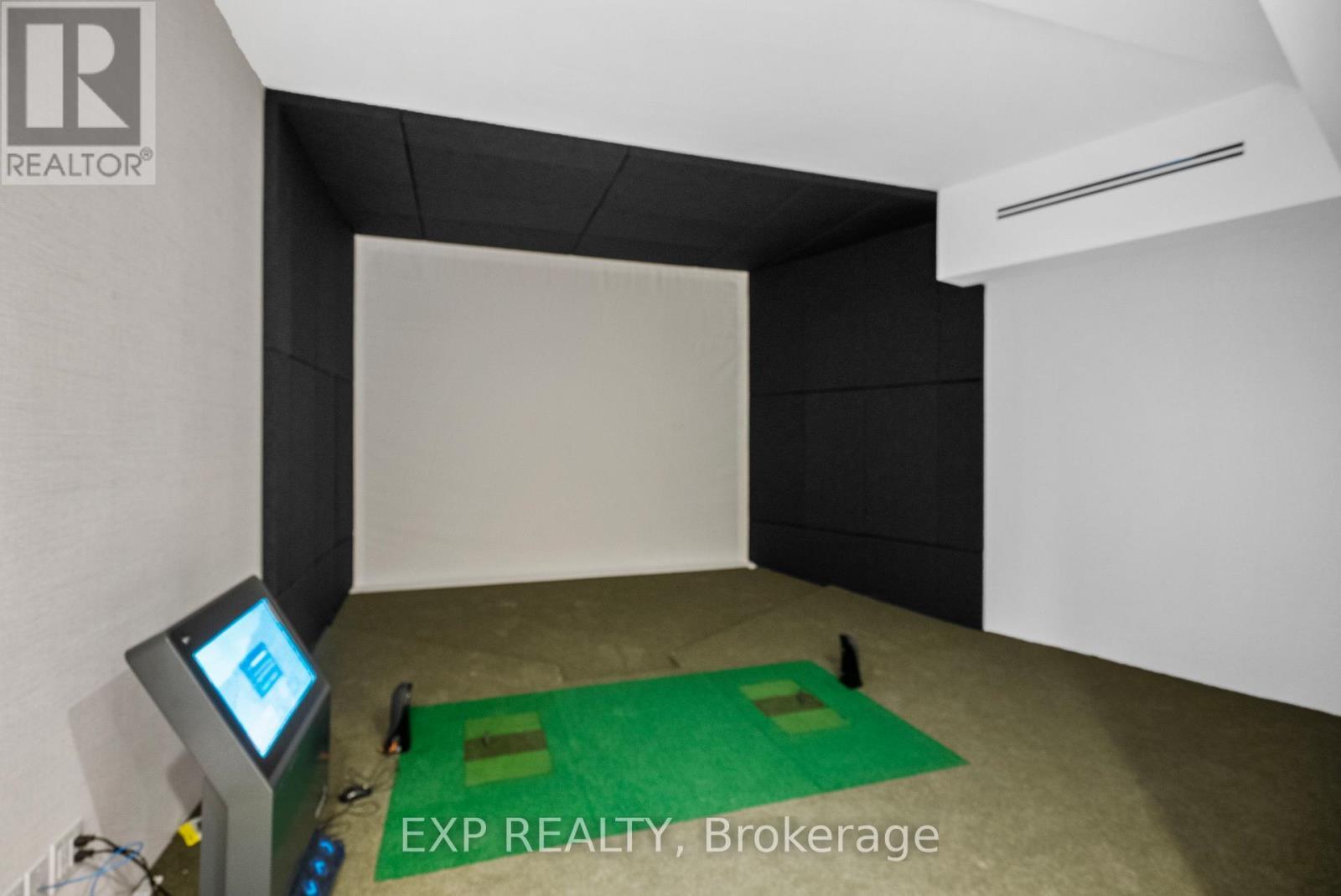 301 - 397 Royal Orchard Boulevard, Markham, ON - Indoor Photo Showing Other Room