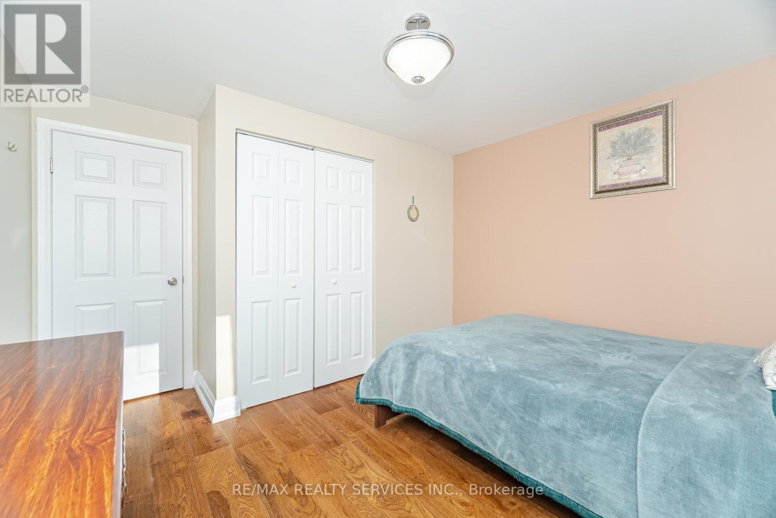 9 Aintree Crescent, Brampton, ON - Indoor Photo Showing Bedroom