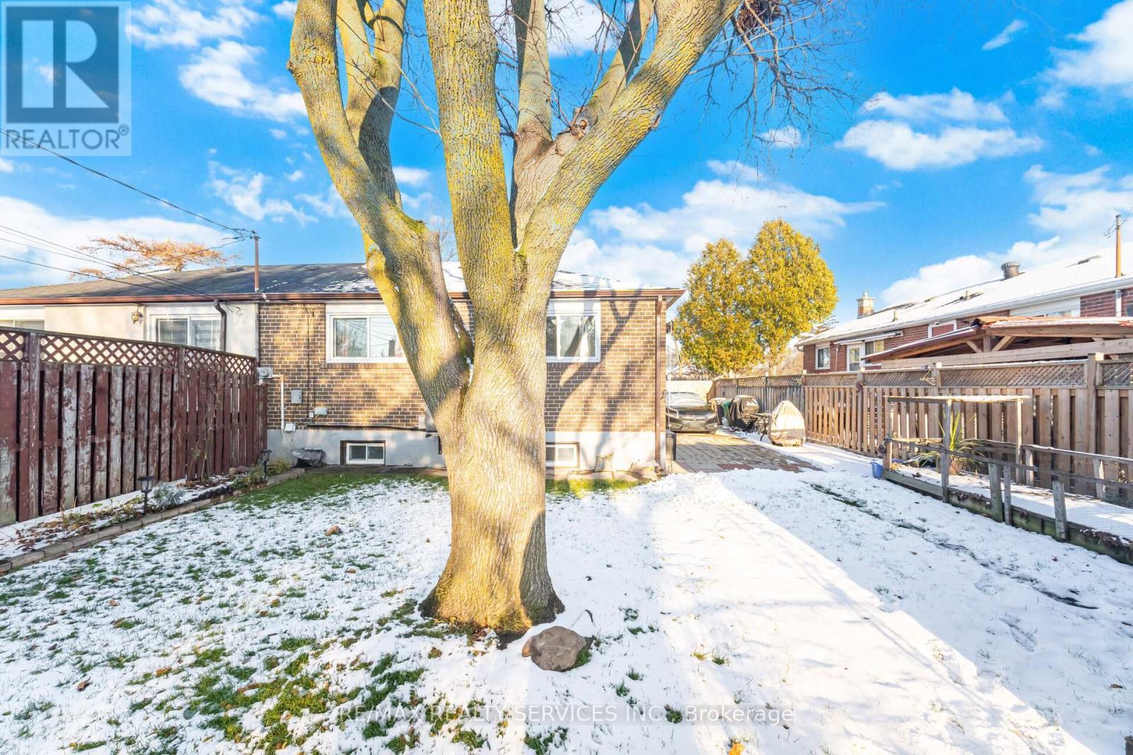 9 Aintree Crescent, Brampton, ON - Outdoor