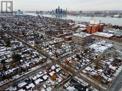 Aerial view of prpty & proximity to Detroit River -