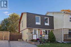 695 HILLCROFT STREET Oshawa (Eastdale), ON L1G 2S5