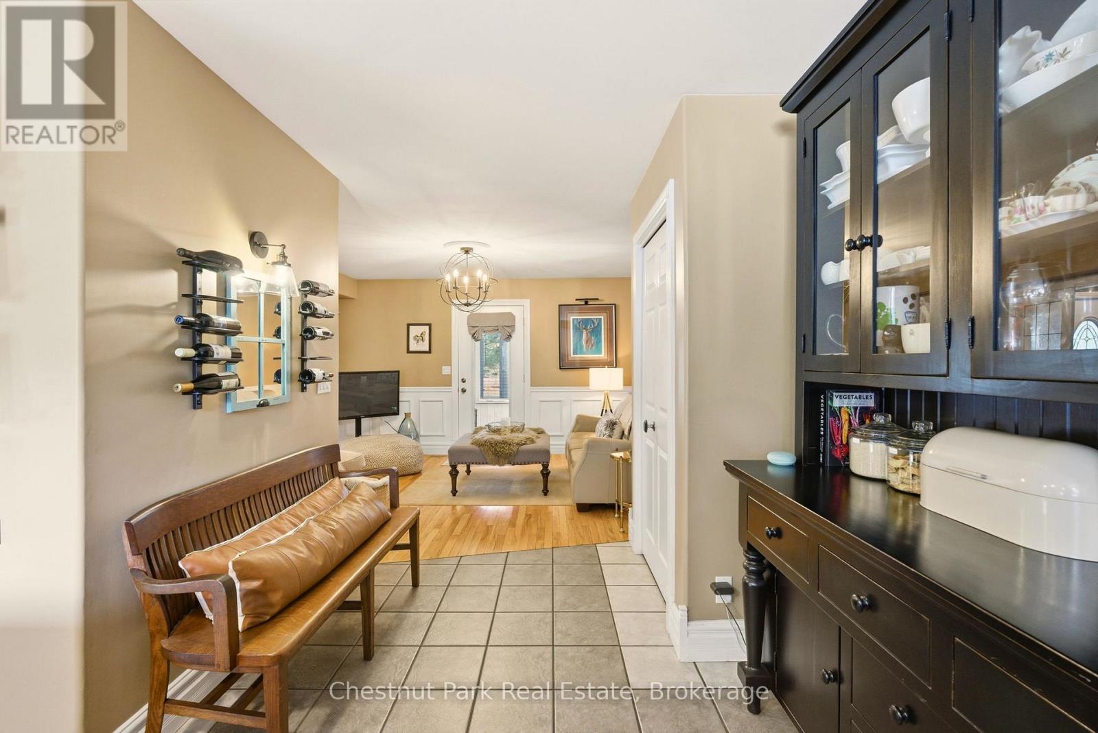 75 Pond Crescent, Huntsville (Chaffey), ON - Indoor Photo Showing Other Room