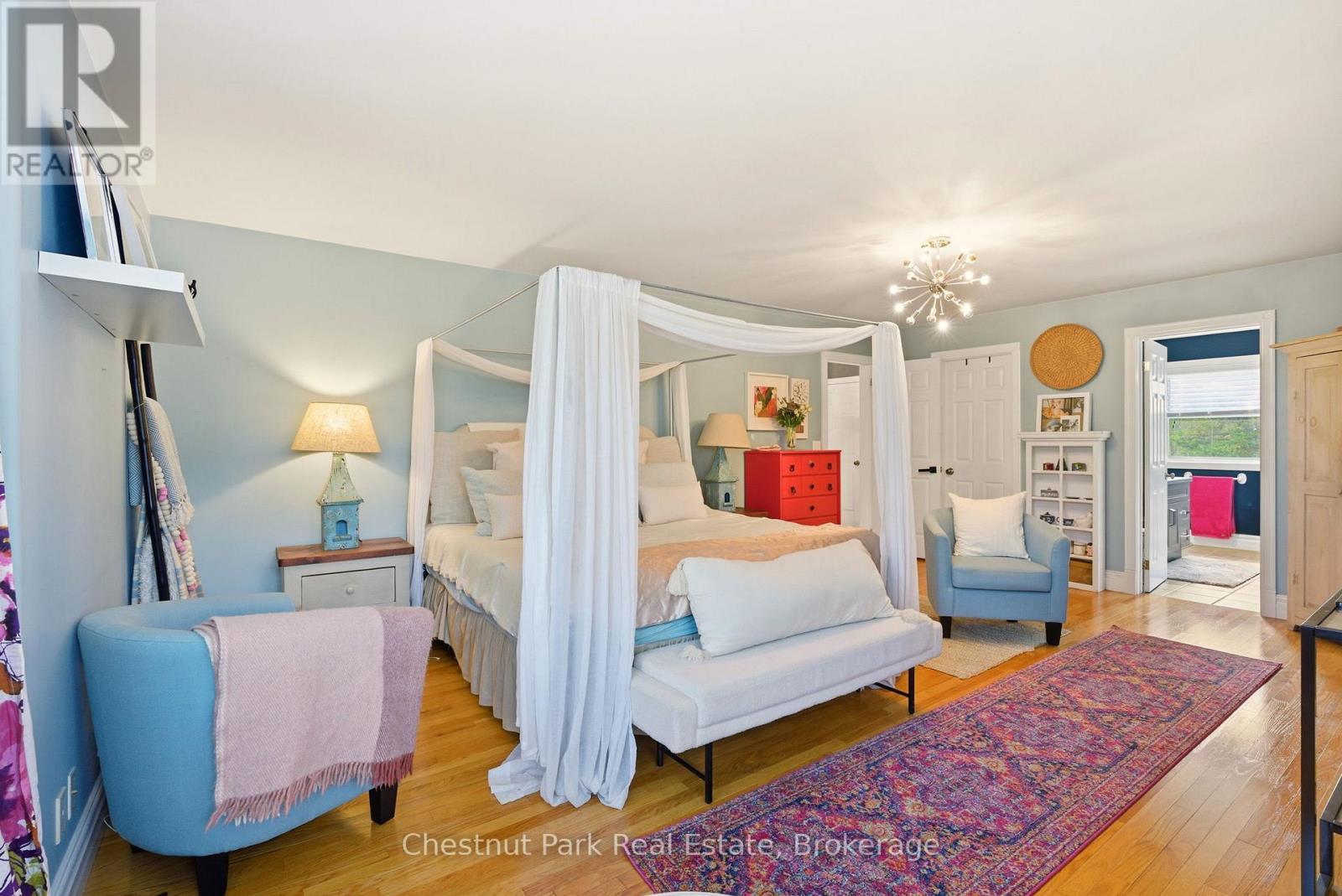 75 Pond Crescent, Huntsville (Chaffey), ON - Indoor Photo Showing Bedroom