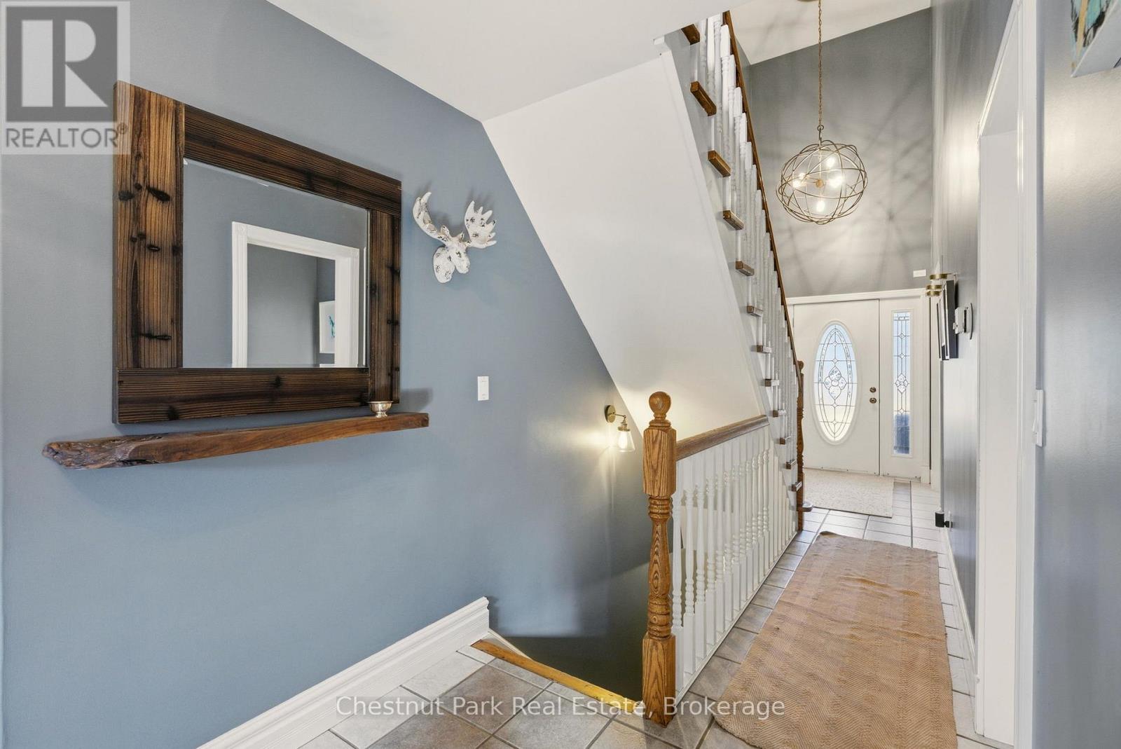 75 Pond Crescent, Huntsville (Chaffey), ON - Indoor Photo Showing Other Room