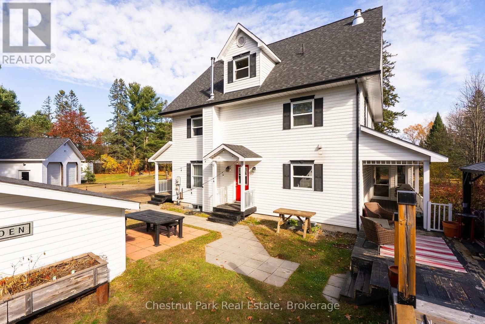 75 Pond Crescent, Huntsville (Chaffey), ON - Outdoor