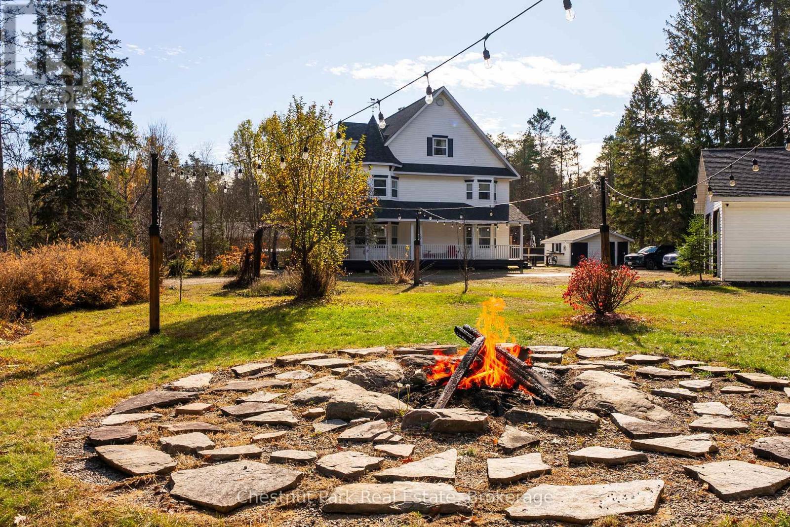 75 Pond Crescent, Huntsville (Chaffey), ON - Outdoor With Deck Patio Veranda