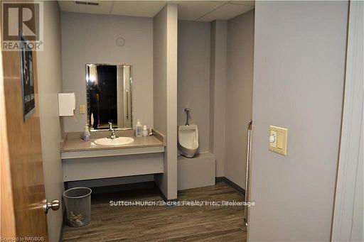 662 Gustavus Street, Handicap Washroom - 662, 668 Gustavus Street, Saugeen Shores, ON