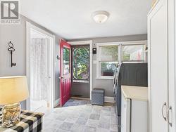 668 Gustavus Street, Side Entrance -