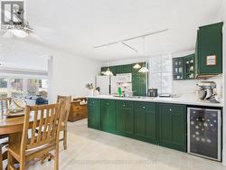 668 Gustavus Street, Kitchen / Dinette -