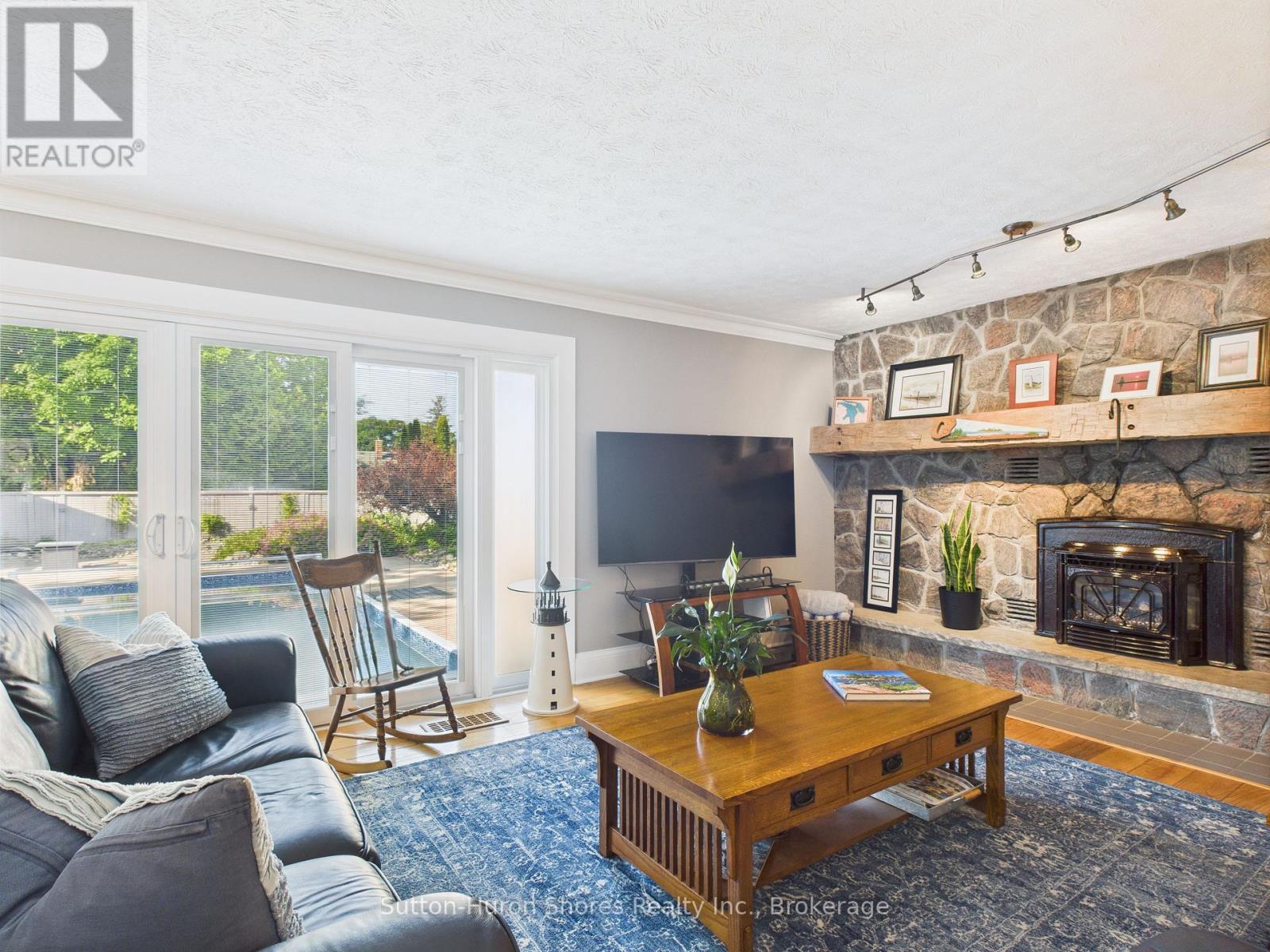 668 Gustavus Street, Family Room - 662, 668 Gustavus Street, Saugeen Shores, ON