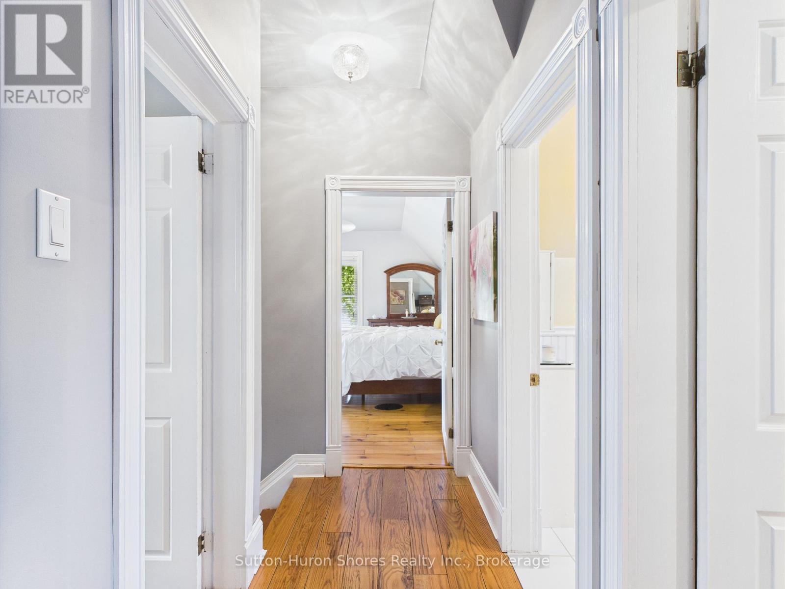 668 Gustavus Street, Upper Hallway - 662, 668 Gustavus Street, Saugeen Shores, ON