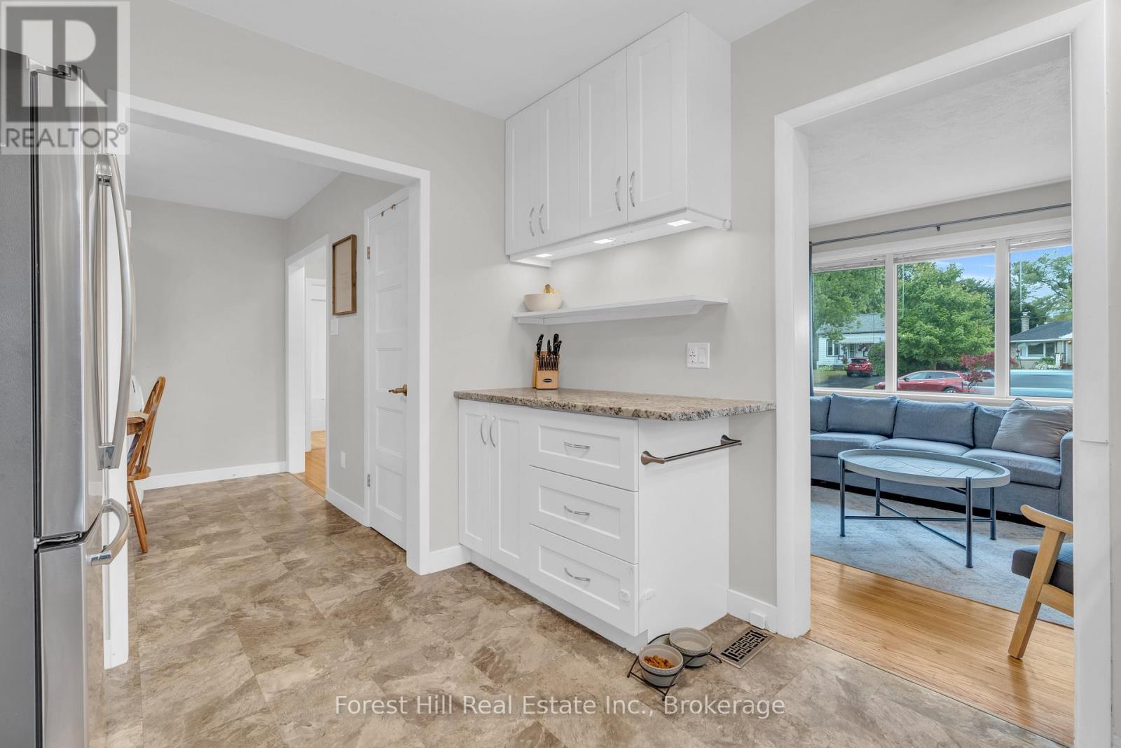 239 Clarke Street N, Woodstock (Woodstock - North), ON - Indoor