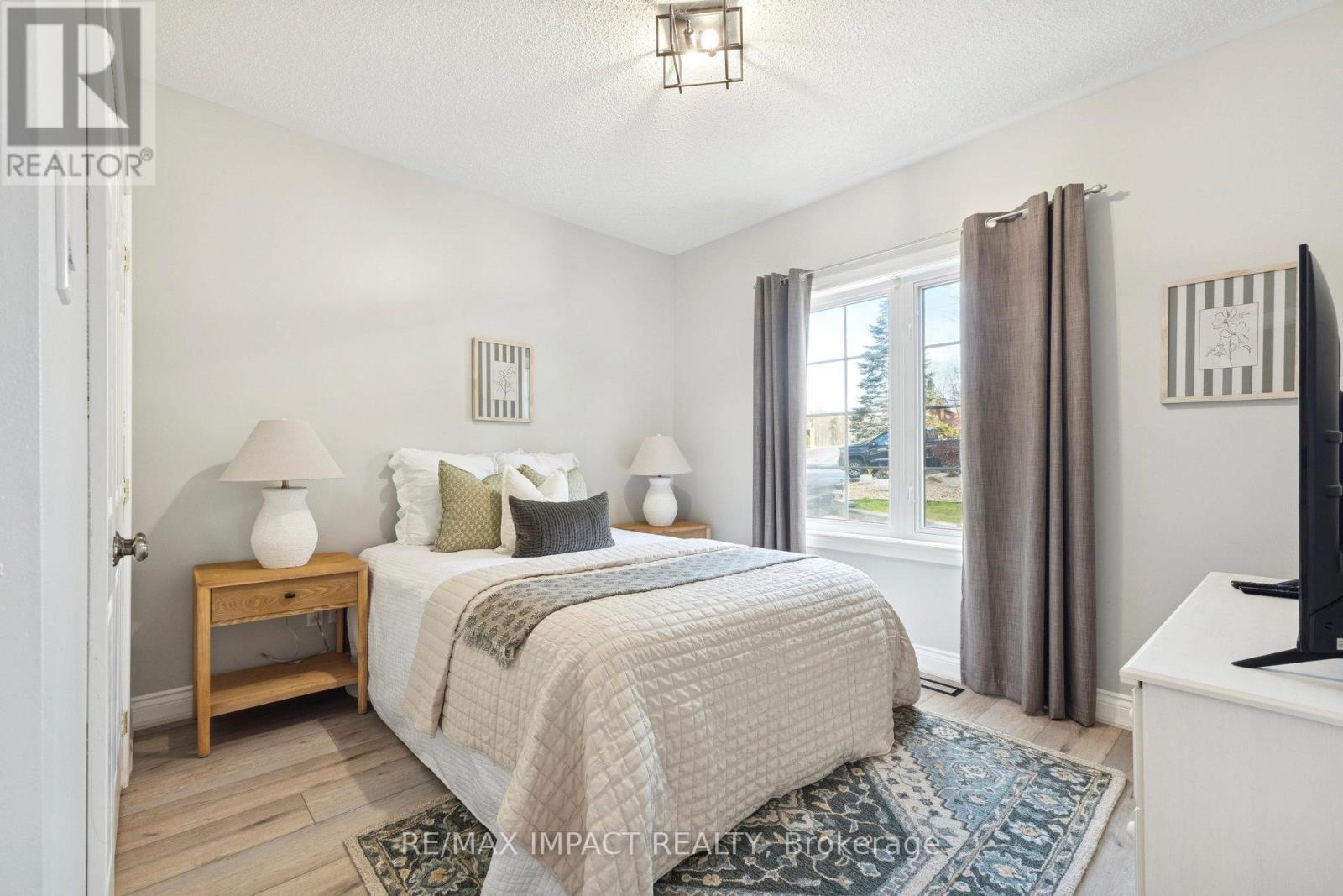 448 7A Highway, Cavan Monaghan (Cavan Twp), ON - Indoor Photo Showing Bedroom