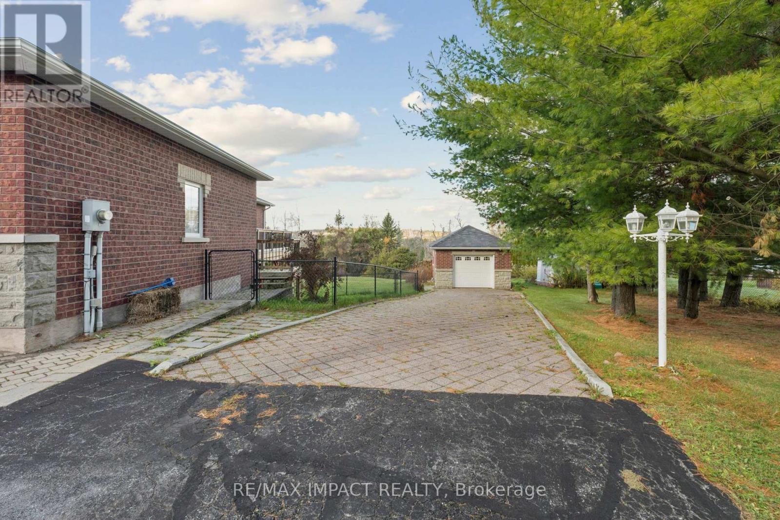 448 7A Highway, Cavan Monaghan (Cavan Twp), ON - Outdoor