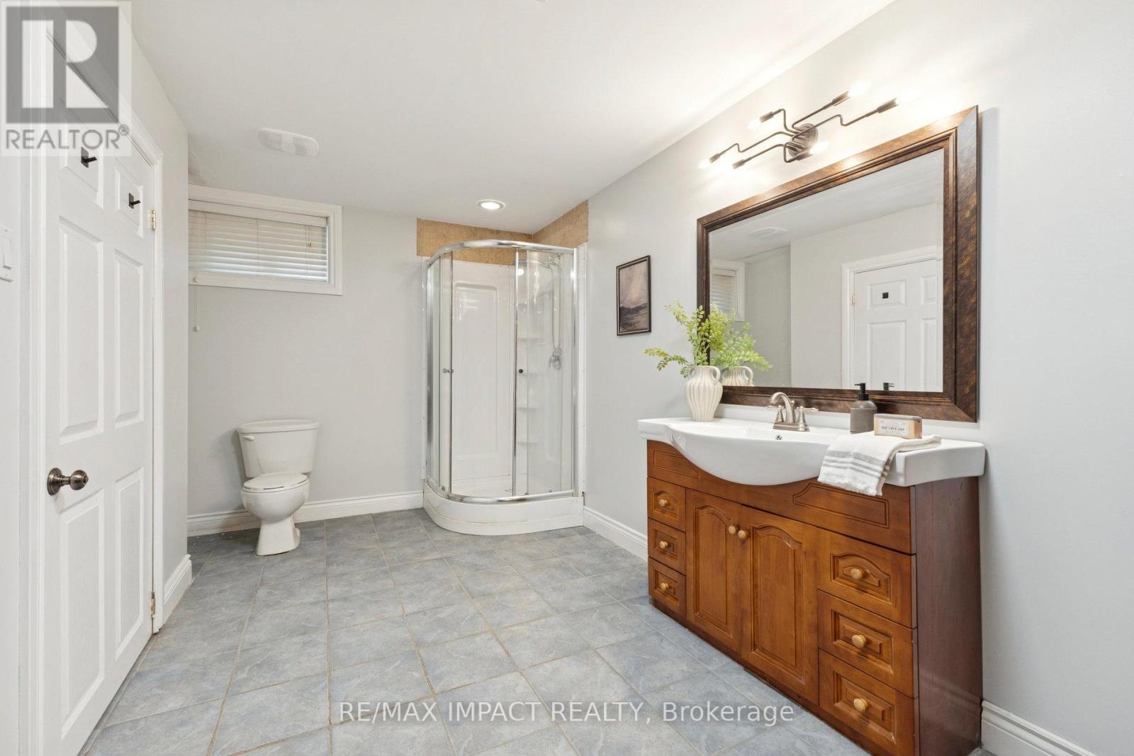 448 7A Highway, Cavan Monaghan (Cavan Twp), ON - Indoor Photo Showing Bathroom