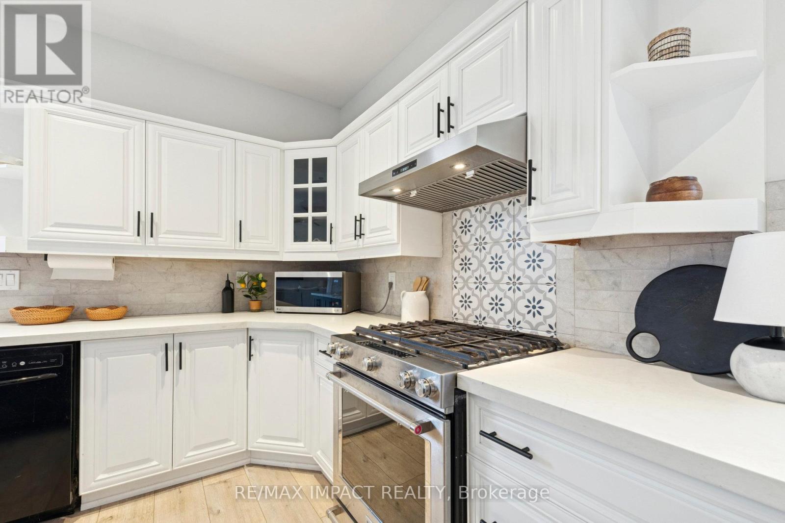 448 7A Highway, Cavan Monaghan (Cavan Twp), ON - Indoor Photo Showing Kitchen