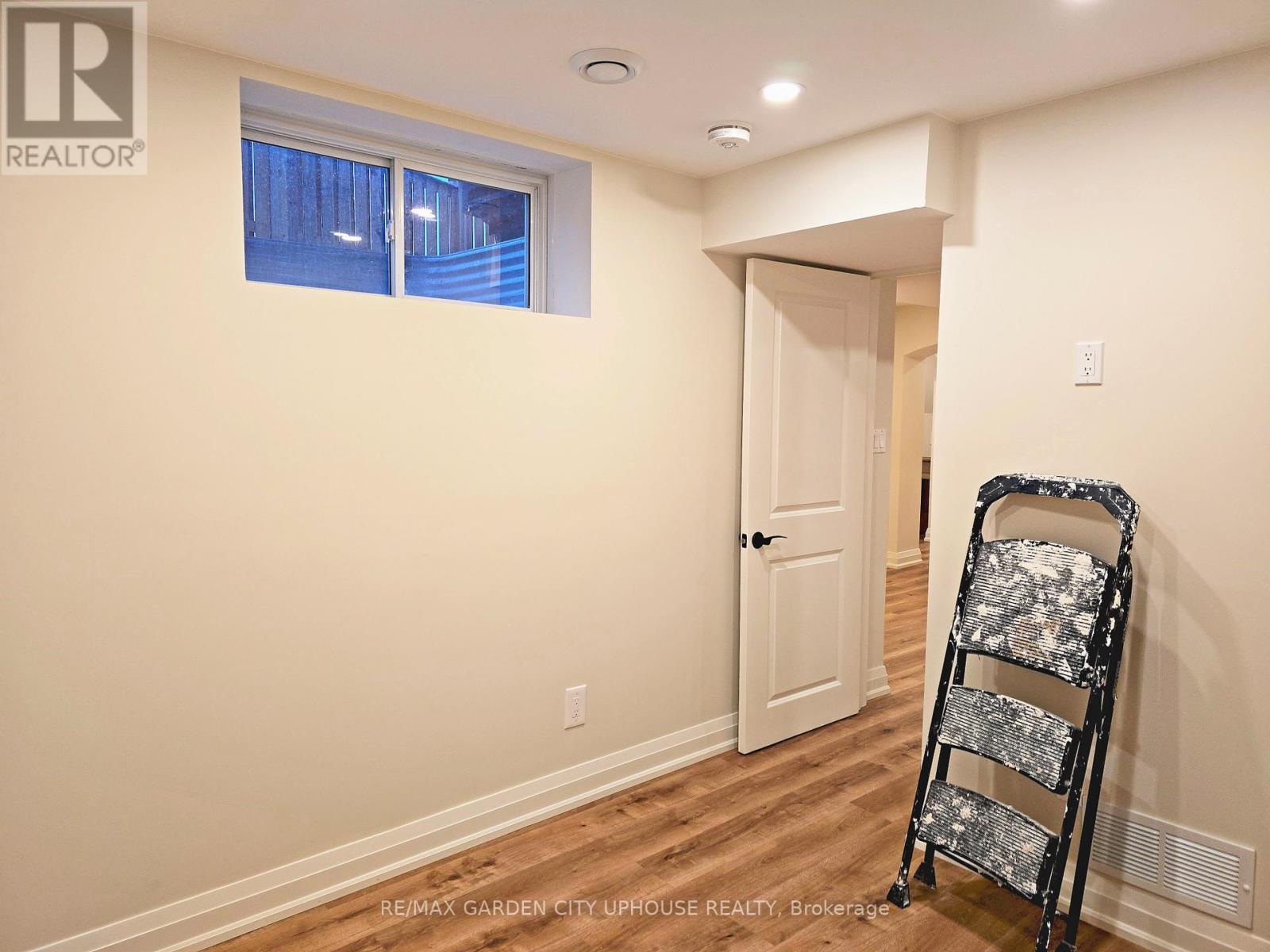 Lower - 11 Manhattan Court, St. Catharines (Haig), ON - Indoor Photo Showing Other Room