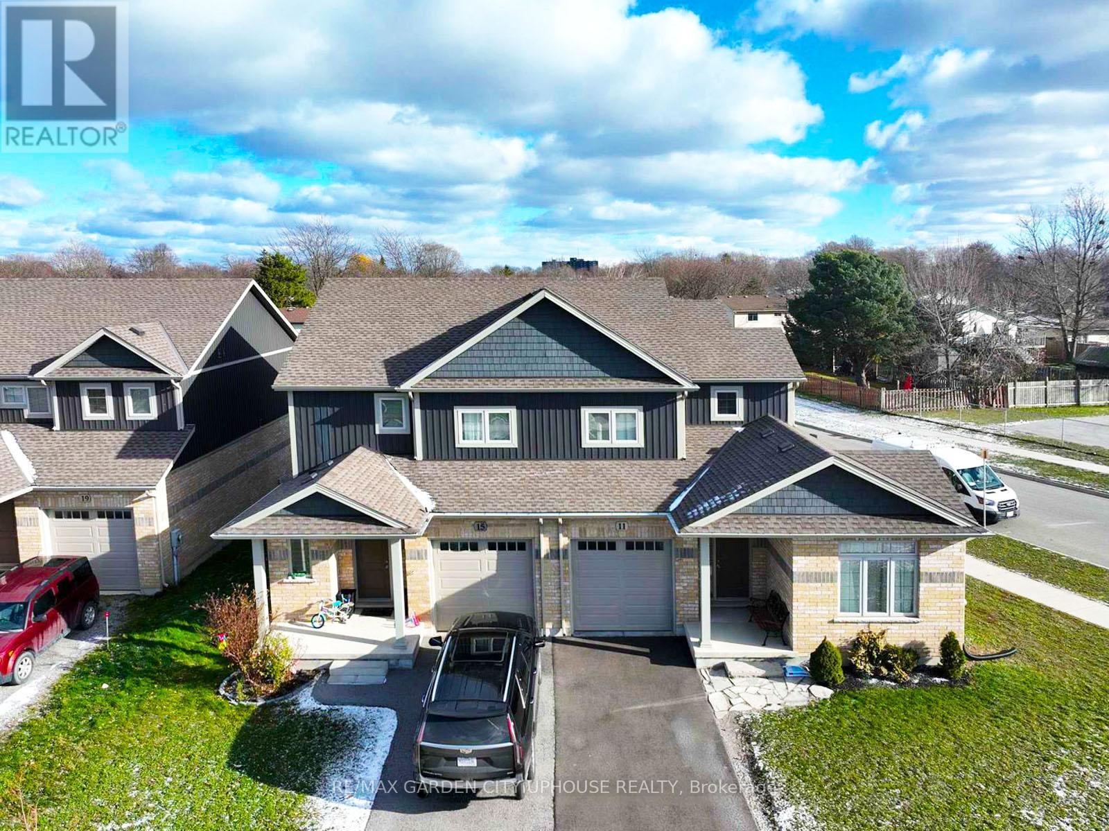 Lower - 11 Manhattan Court, St. Catharines (Haig), ON - Outdoor With Facade