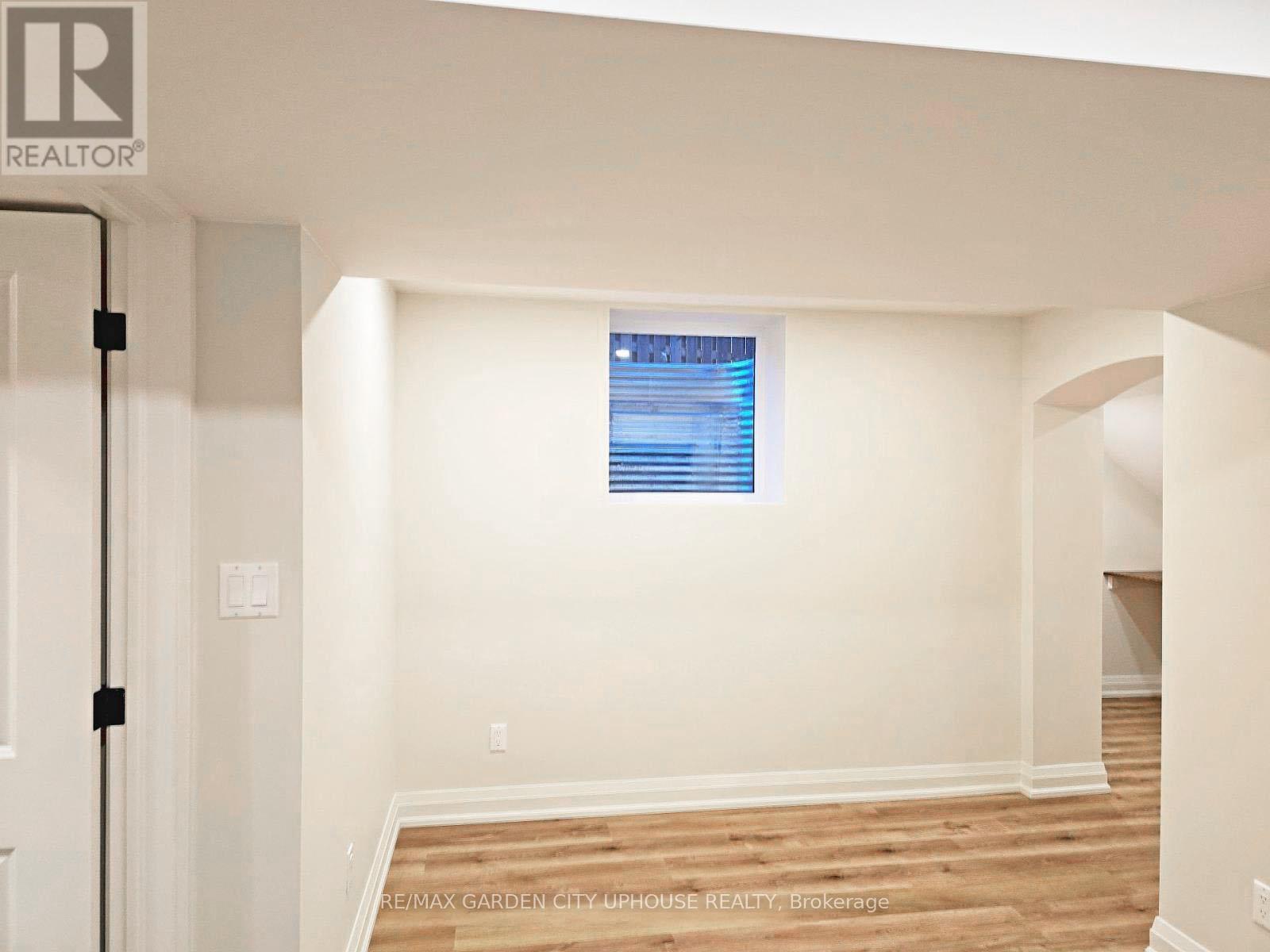 Lower - 11 Manhattan Court, St. Catharines (Haig), ON - Indoor Photo Showing Other Room