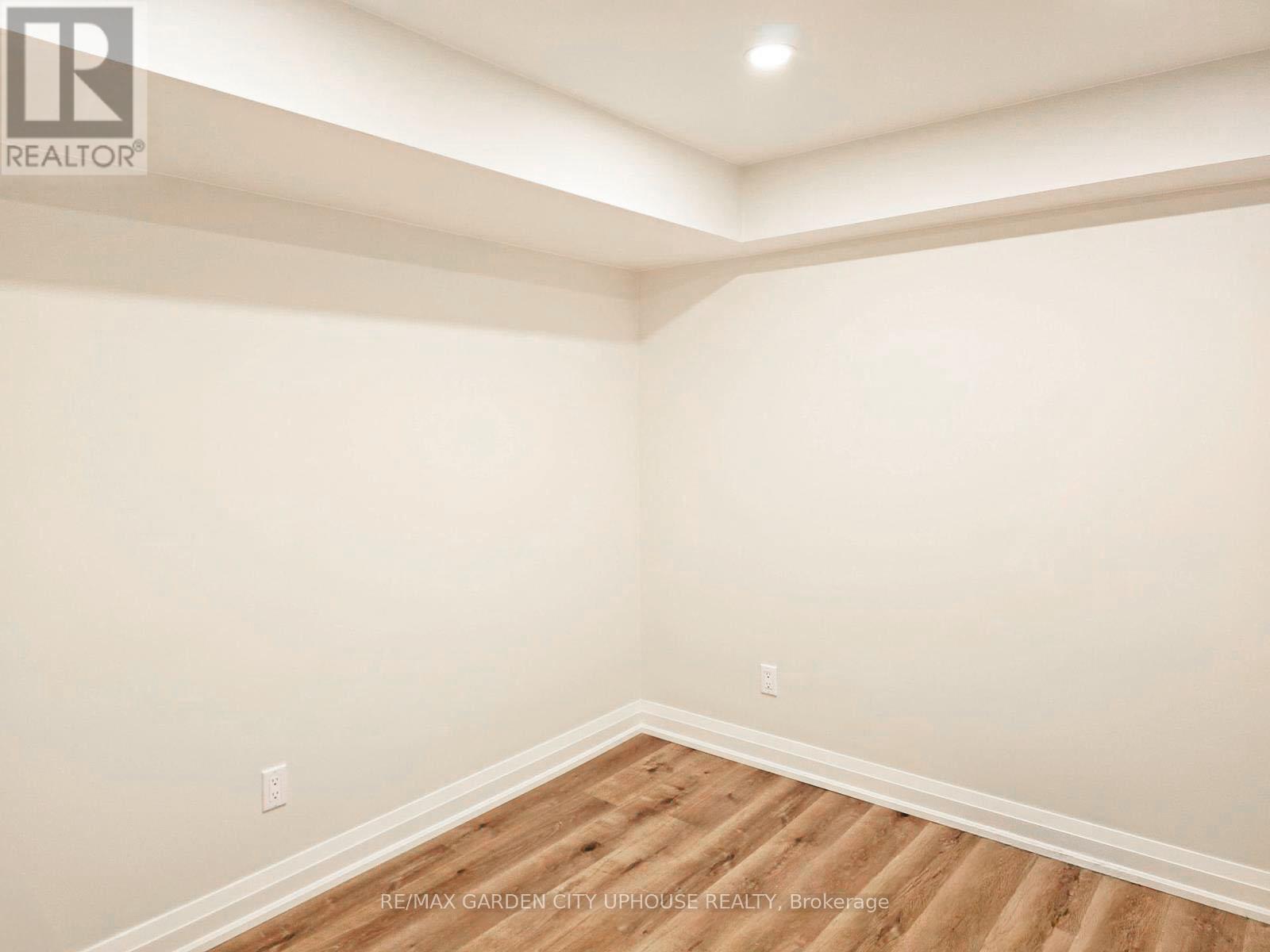 Lower - 11 Manhattan Court, St. Catharines (Haig), ON - Indoor Photo Showing Other Room