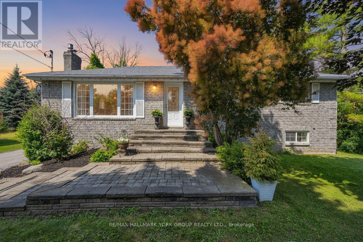 8 Rushton Road, Georgina, ON - Outdoor