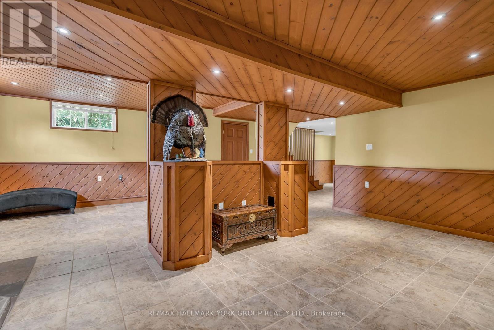 8 Rushton Road, Georgina, ON - Indoor