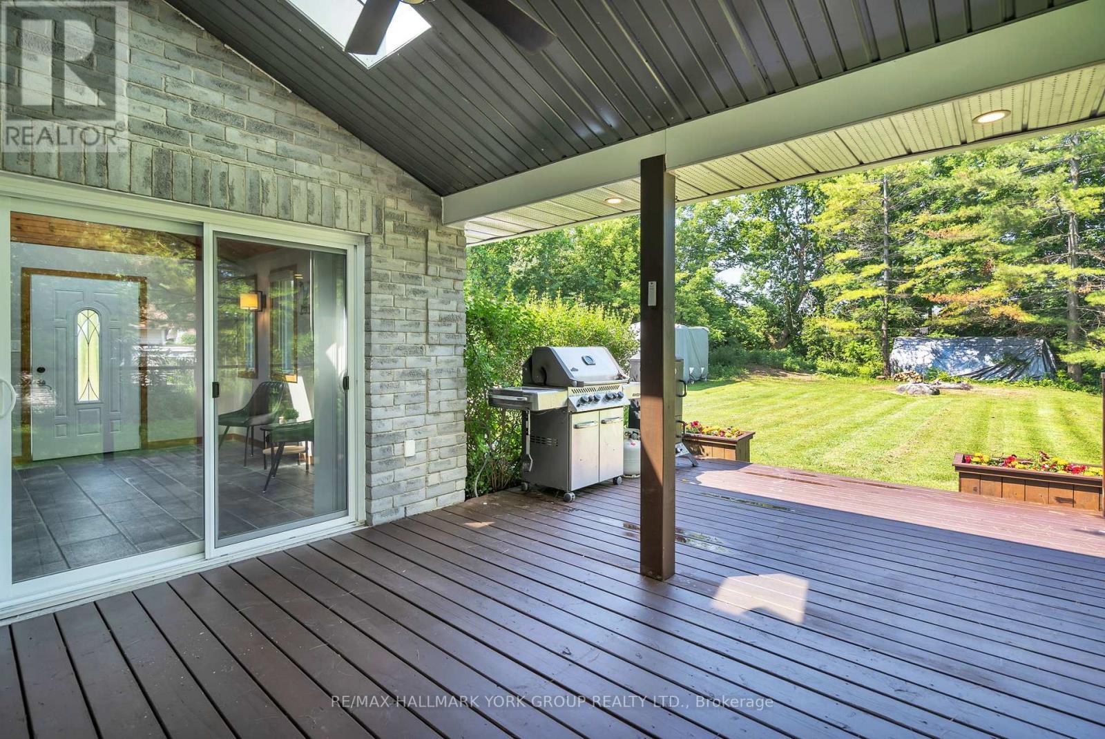 8 Rushton Road, Georgina, ON - Outdoor With Deck Patio Veranda With Exterior