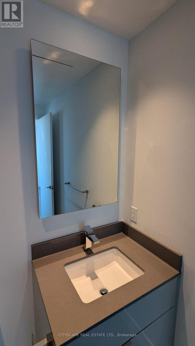4105 - 7 Grenville Street, Toronto, ON - Indoor Photo Showing Bathroom