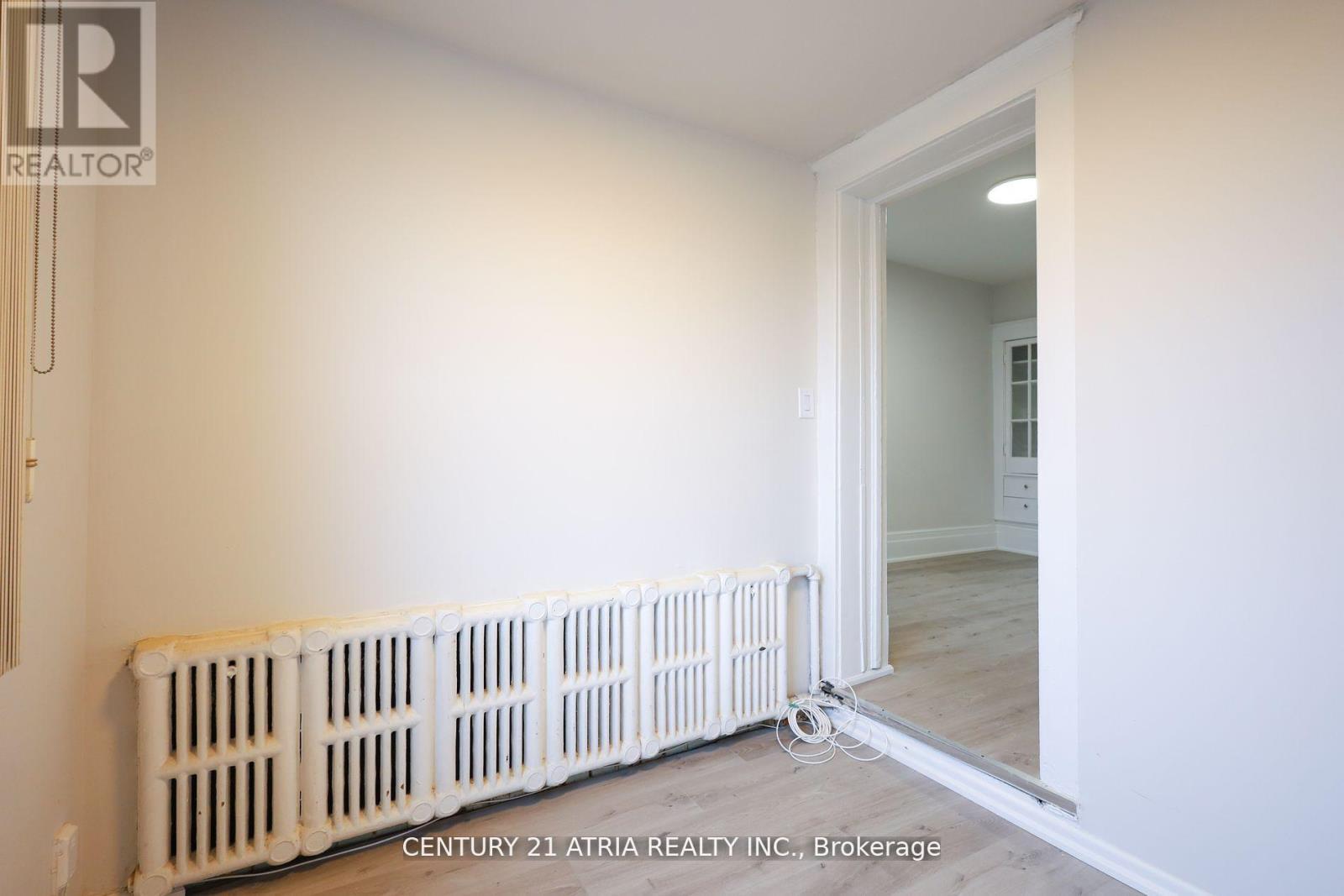 3 - 605 College Street, Toronto, ON - Indoor Photo Showing Other Room