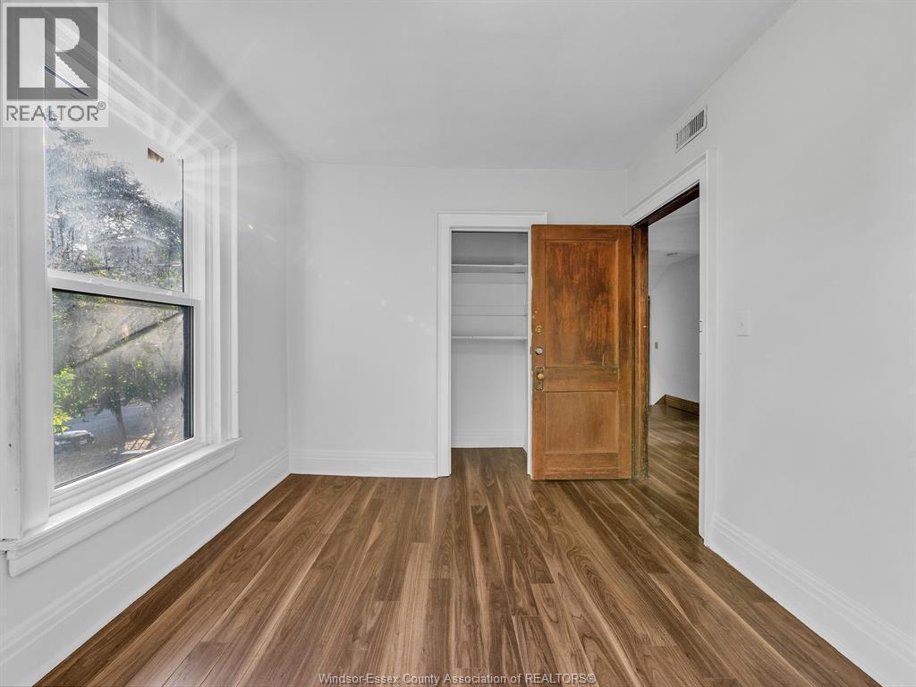 762 Victoria Avenue, Windsor, ON - Indoor Photo Showing Other Room