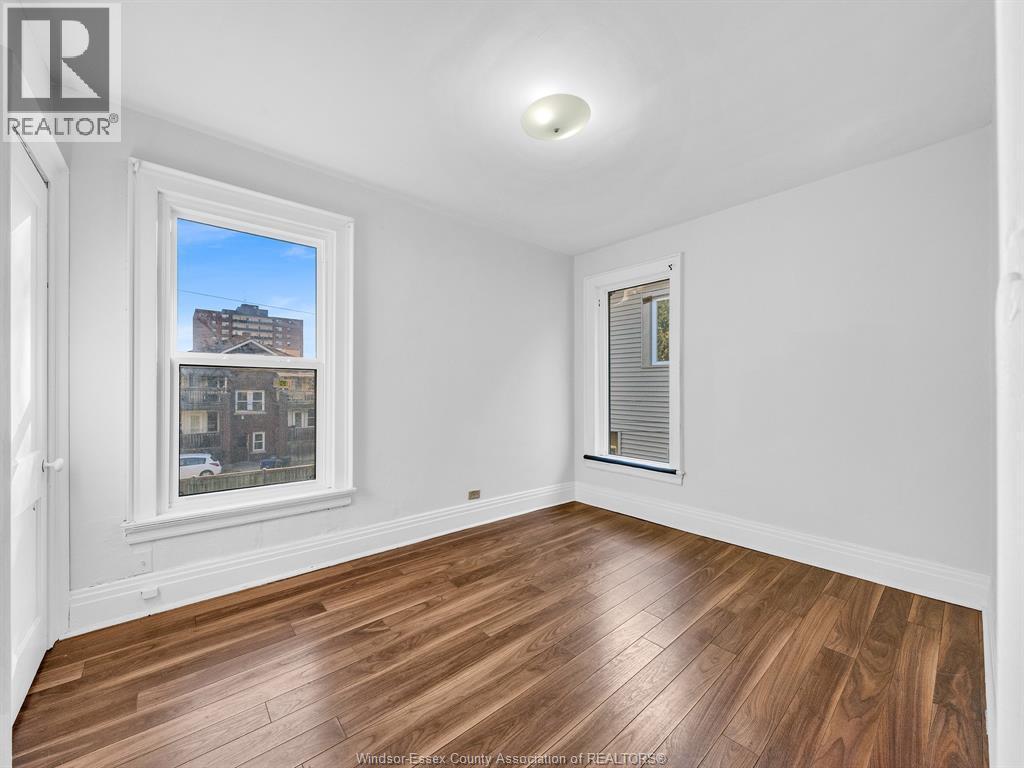 762 Victoria Avenue, Windsor, ON - Indoor Photo Showing Other Room