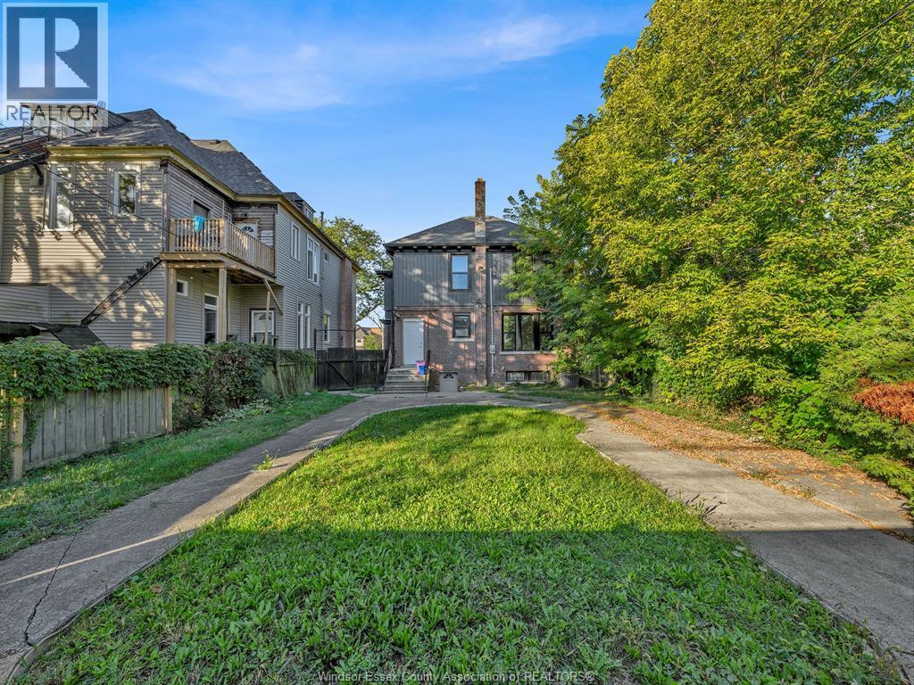 762 Victoria Avenue, Windsor, ON - Outdoor