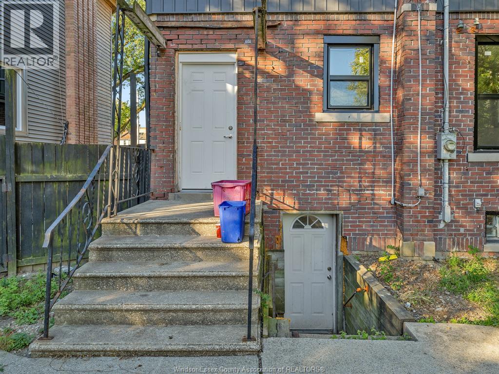 762 Victoria Avenue, Windsor, ON - Outdoor