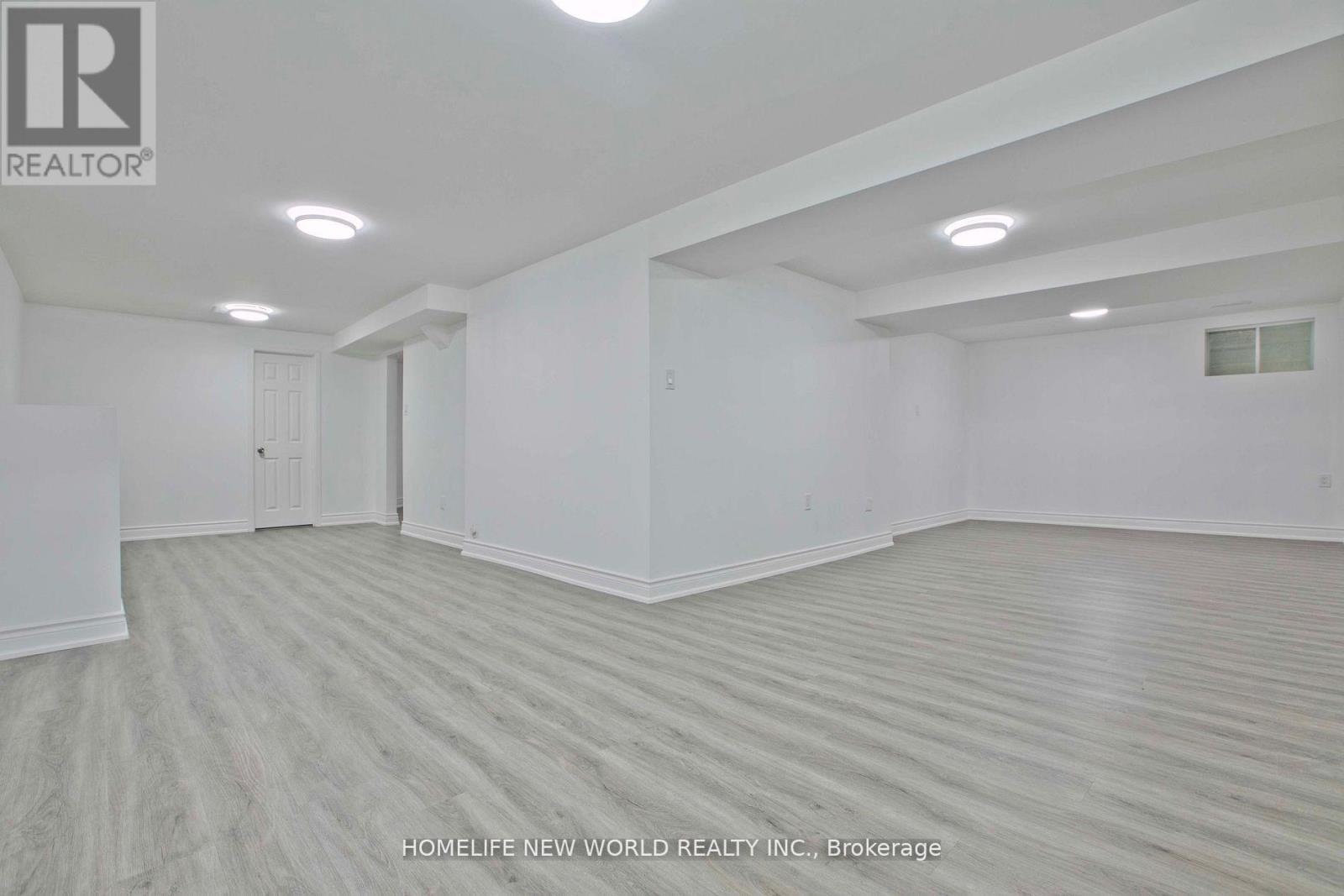 94 Weldrick Road E, Richmond Hill, ON - Indoor Photo Showing Other Room