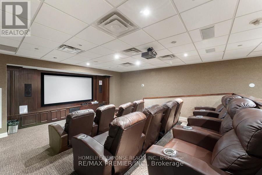 1006 - 9235 Jane Street, Vaughan, ON - Indoor Photo Showing Other Room