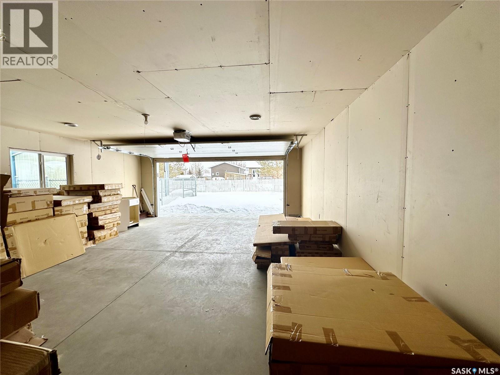 405 2Nd Street, Dundurn, SK