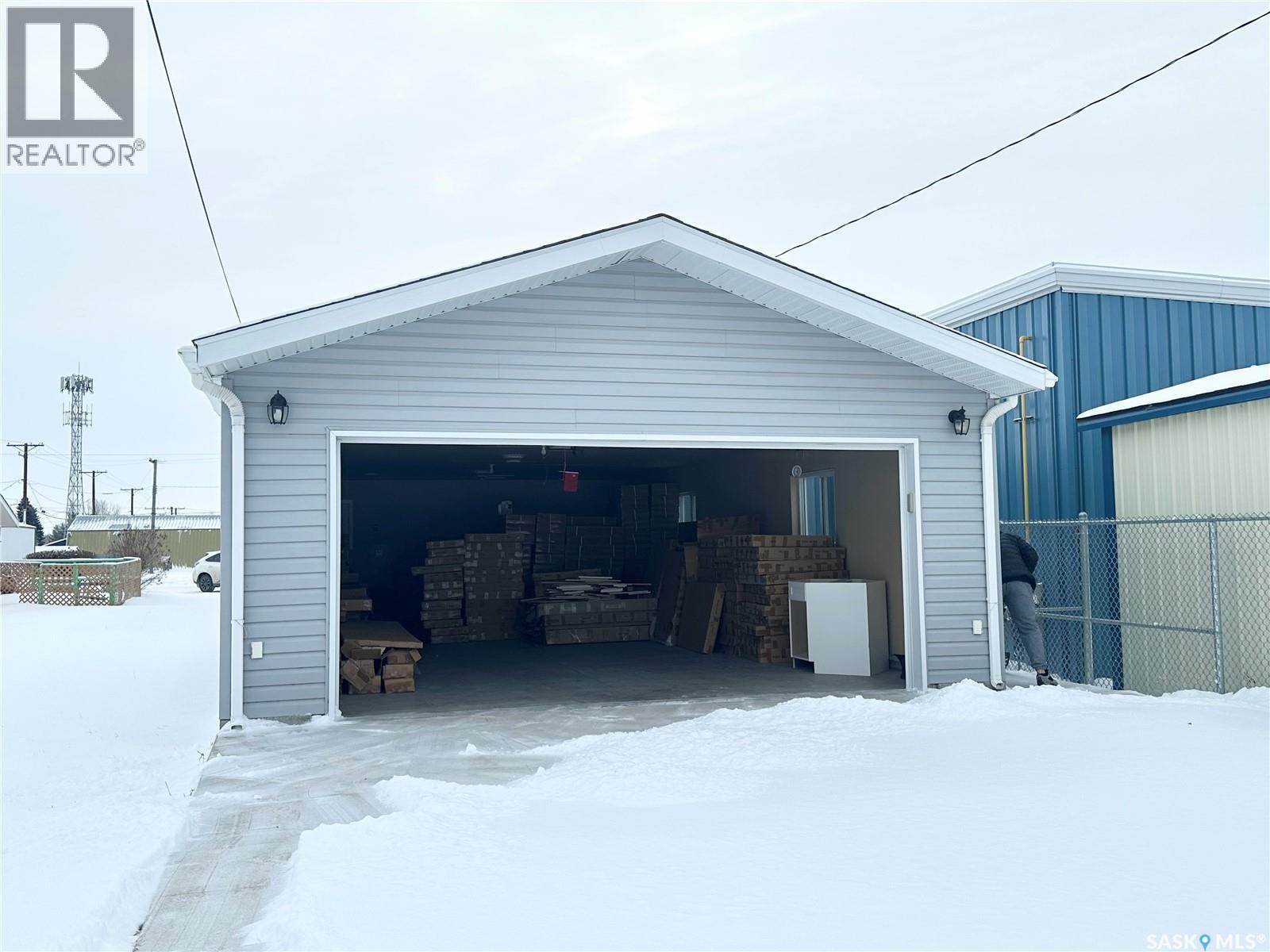 405 2Nd Street, Dundurn, SK