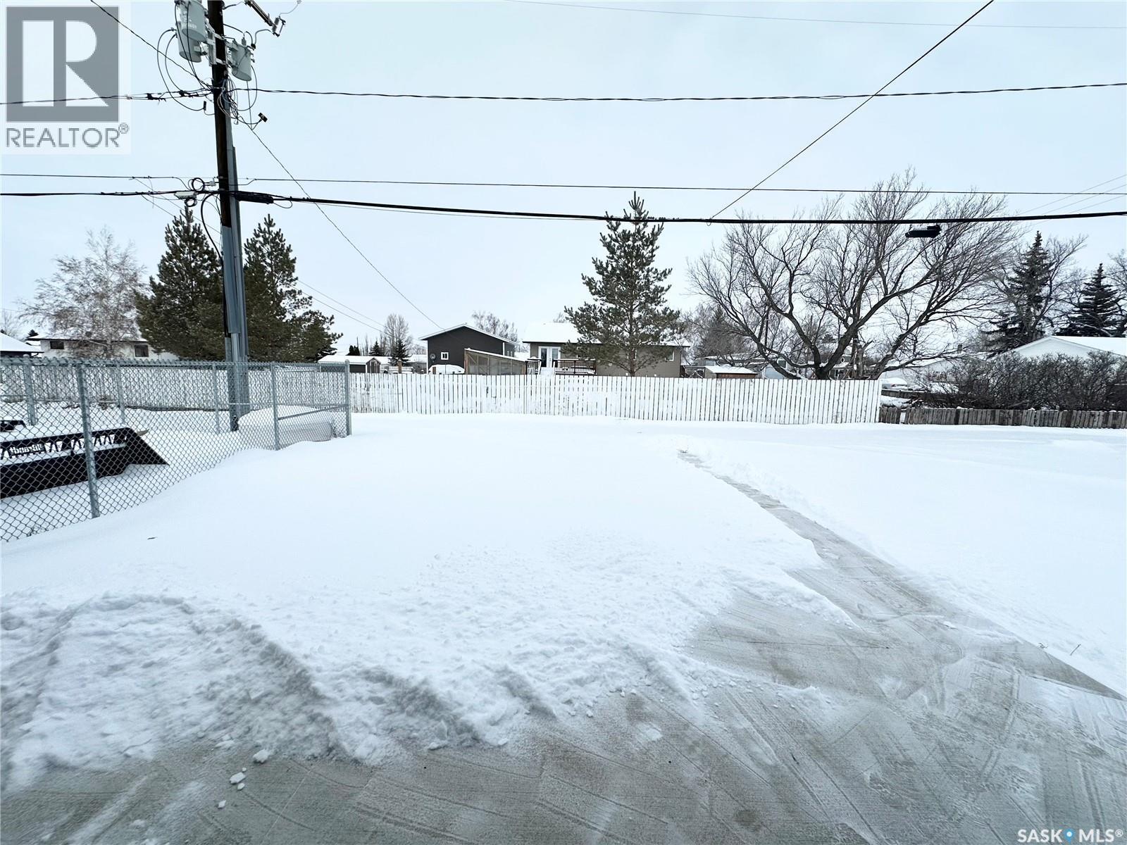 405 2Nd Street, Dundurn, SK