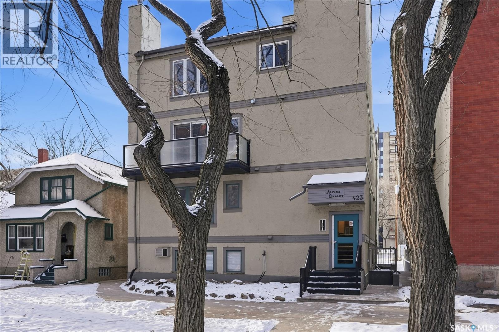 201 423 4Th Avenue N, Saskatoon, SK - Outdoor With Facade