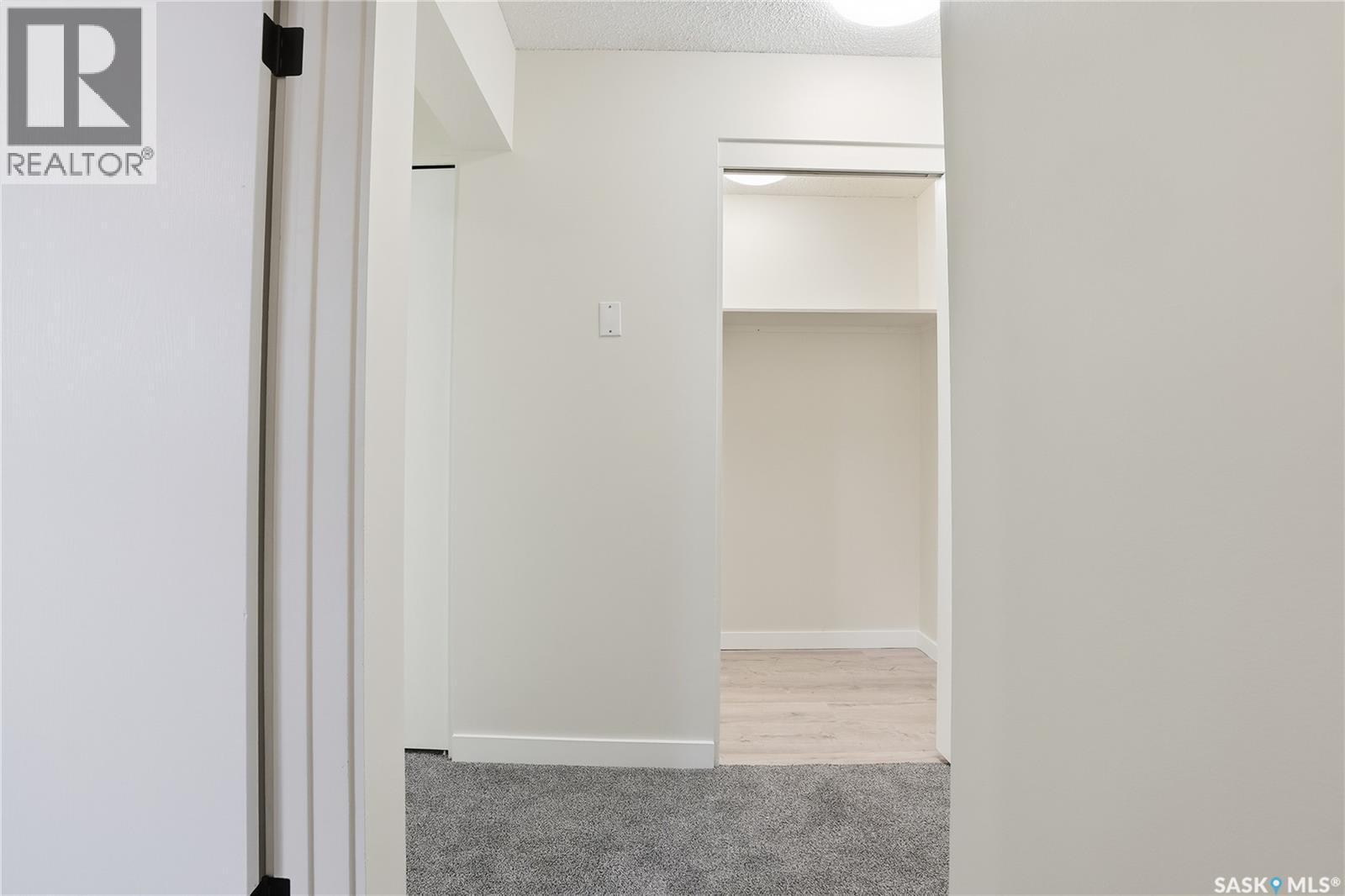 201 423 4Th Avenue N, Saskatoon, SK - Indoor