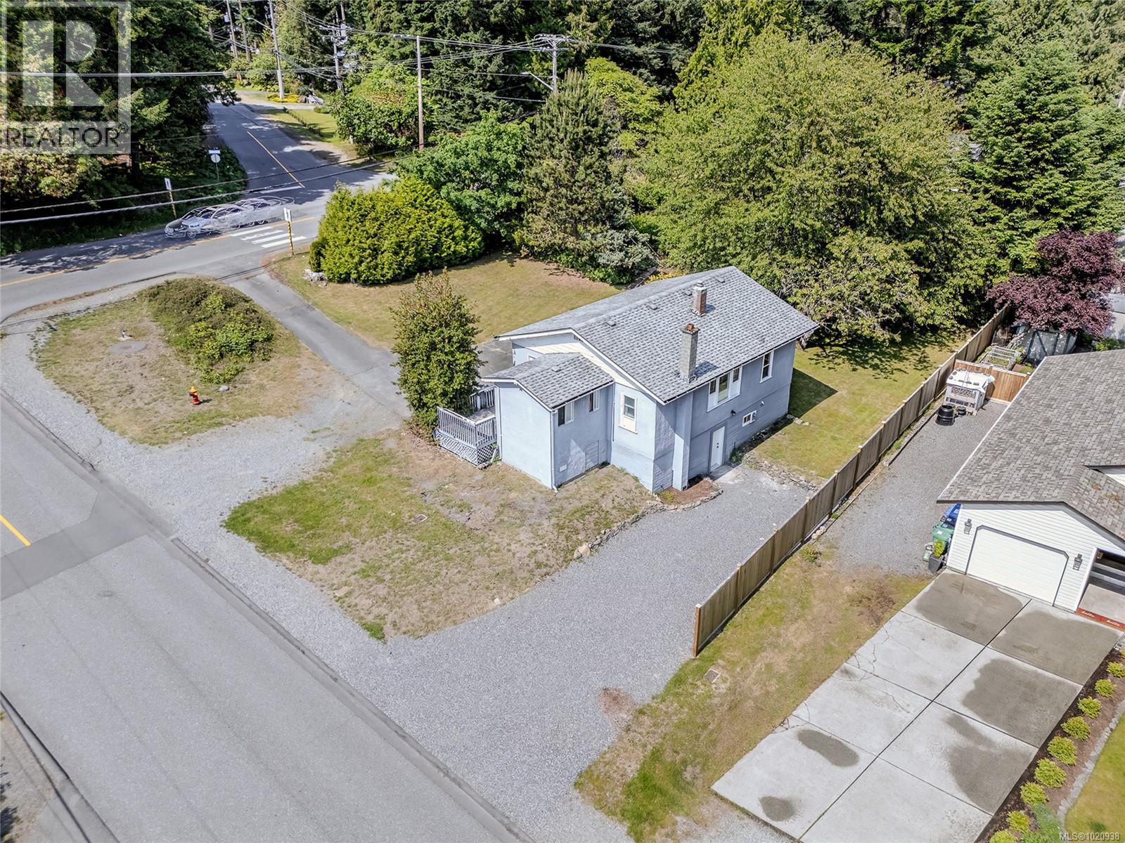 3500 Hammond Bay Rd, Nanaimo, BC - Outdoor