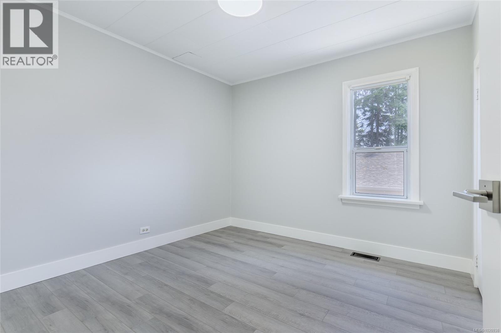 3500 Hammond Bay Rd, Nanaimo, BC - Indoor Photo Showing Other Room