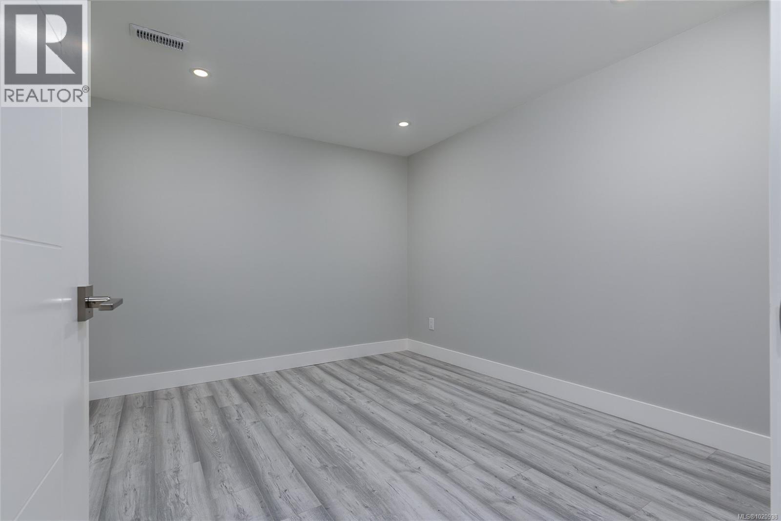 3500 Hammond Bay Rd, Nanaimo, BC - Indoor Photo Showing Other Room