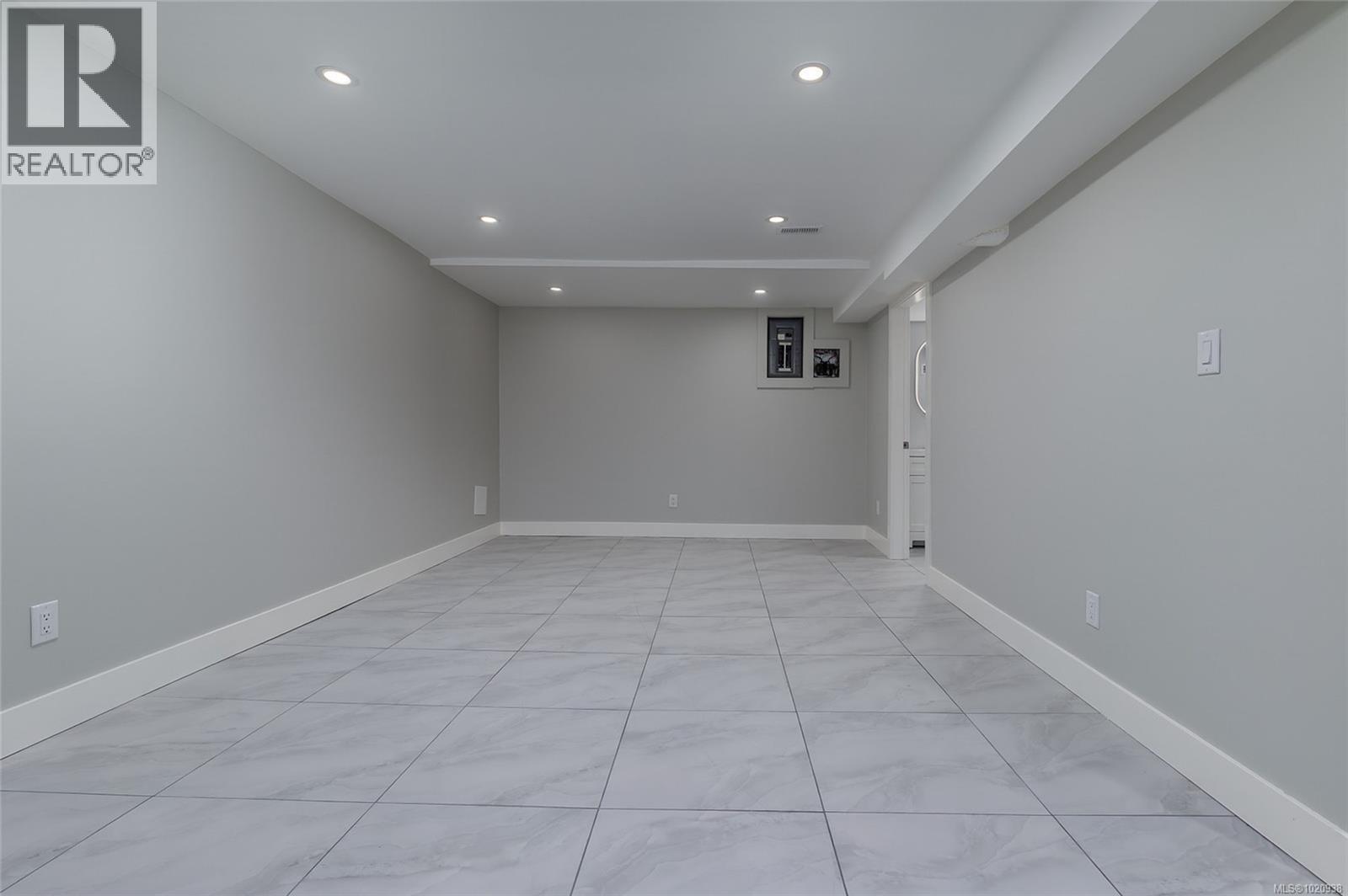 3500 Hammond Bay Rd, Nanaimo, BC - Indoor Photo Showing Other Room