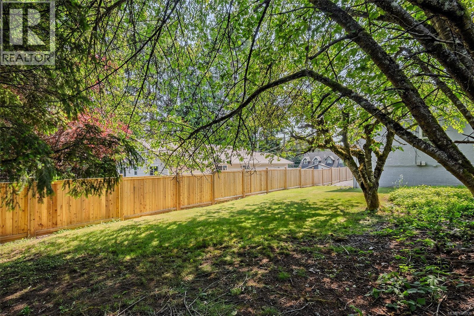 3500 Hammond Bay Rd, Nanaimo, BC - Outdoor