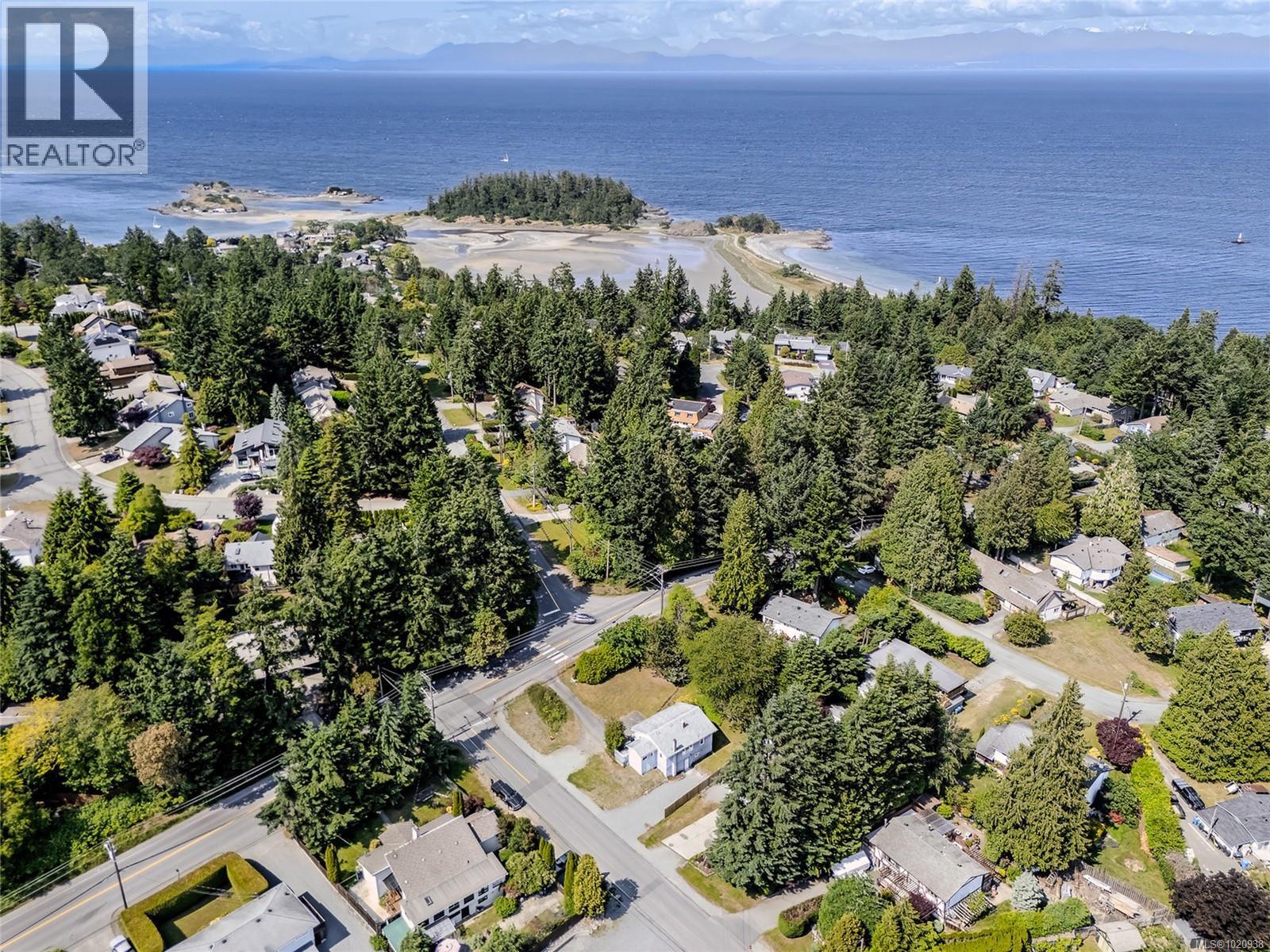 3500 Hammond Bay Rd, Nanaimo, BC - Outdoor With Body Of Water With View