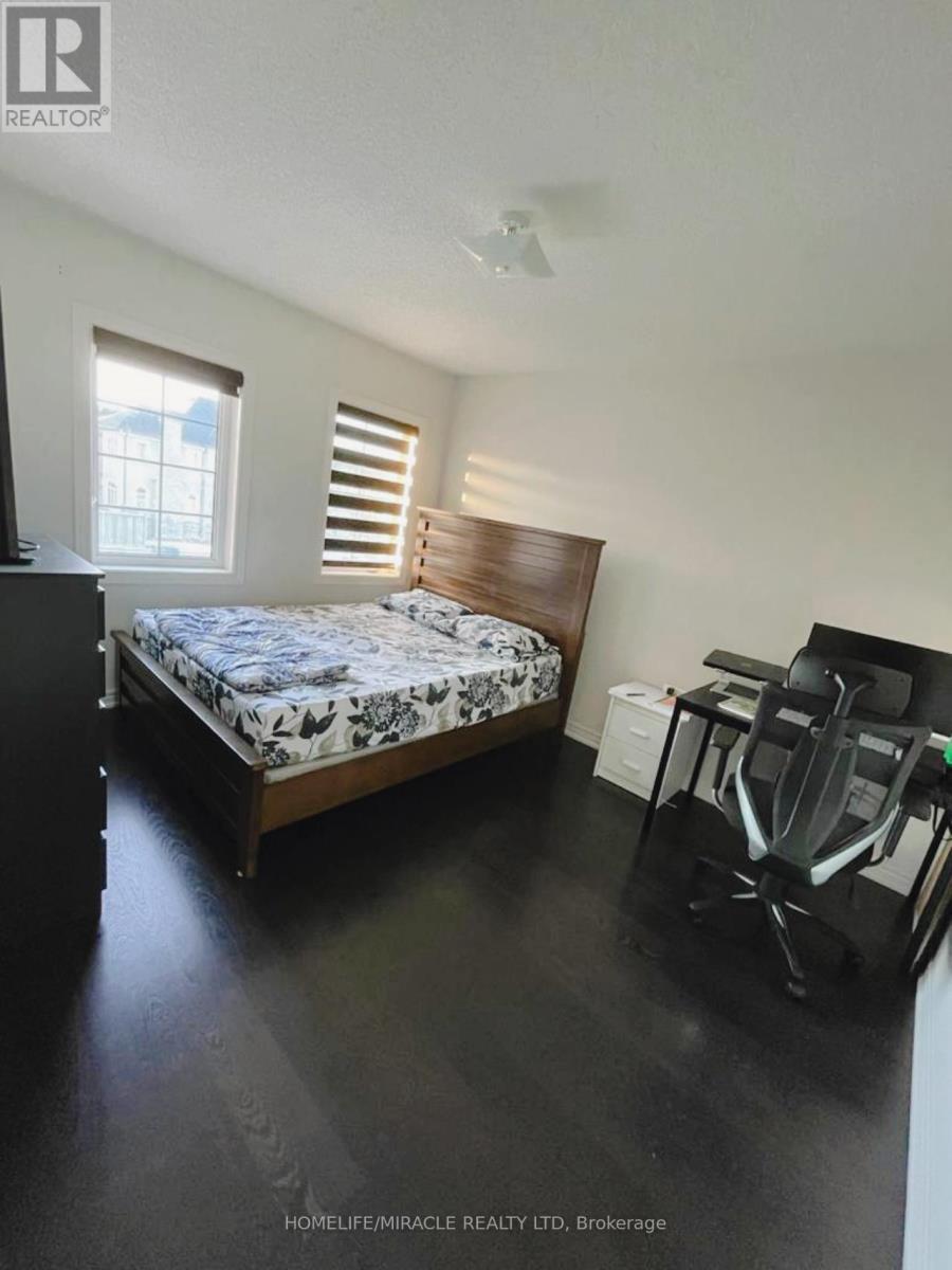 277 Remembrance Road, Brampton, ON - Indoor Photo Showing Bedroom