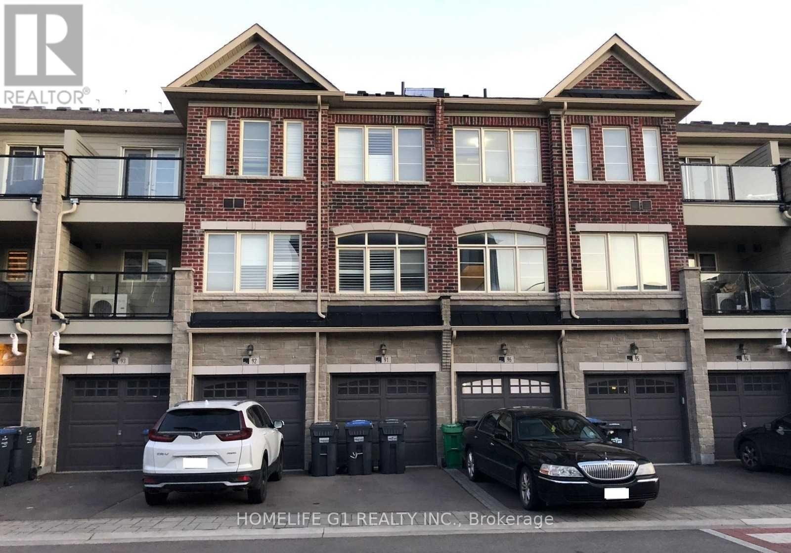 91 - 200 Veterans Drive, Brampton, ON - Outdoor With Facade